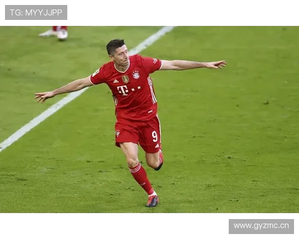 莱万多夫斯基德甲41球纪录解析:单赛季极限表现为何难以复制 莱万多夫斯基德甲41球纪录解析:单赛季极限表现为何难以复制